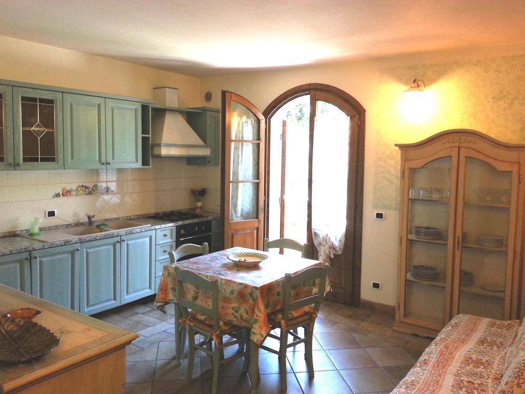 Casamare Gianluca Apartment Marina di Massa Cameră foto